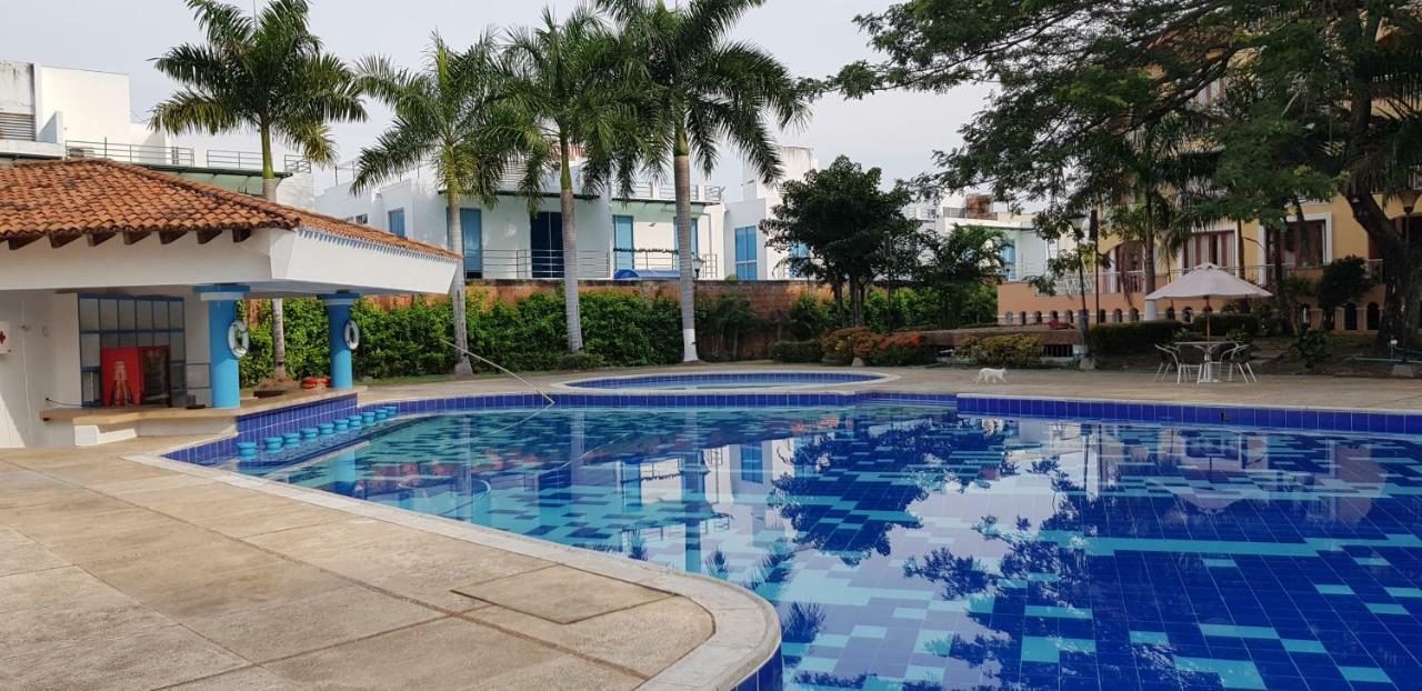 Hotel Penon Suites Girardot Extérieur photo